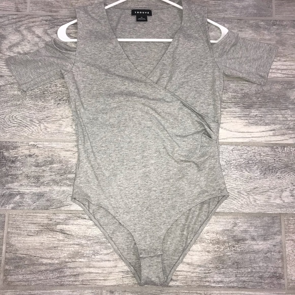 Trouve off the shoulder bodysuit - Picture 3 of 3
